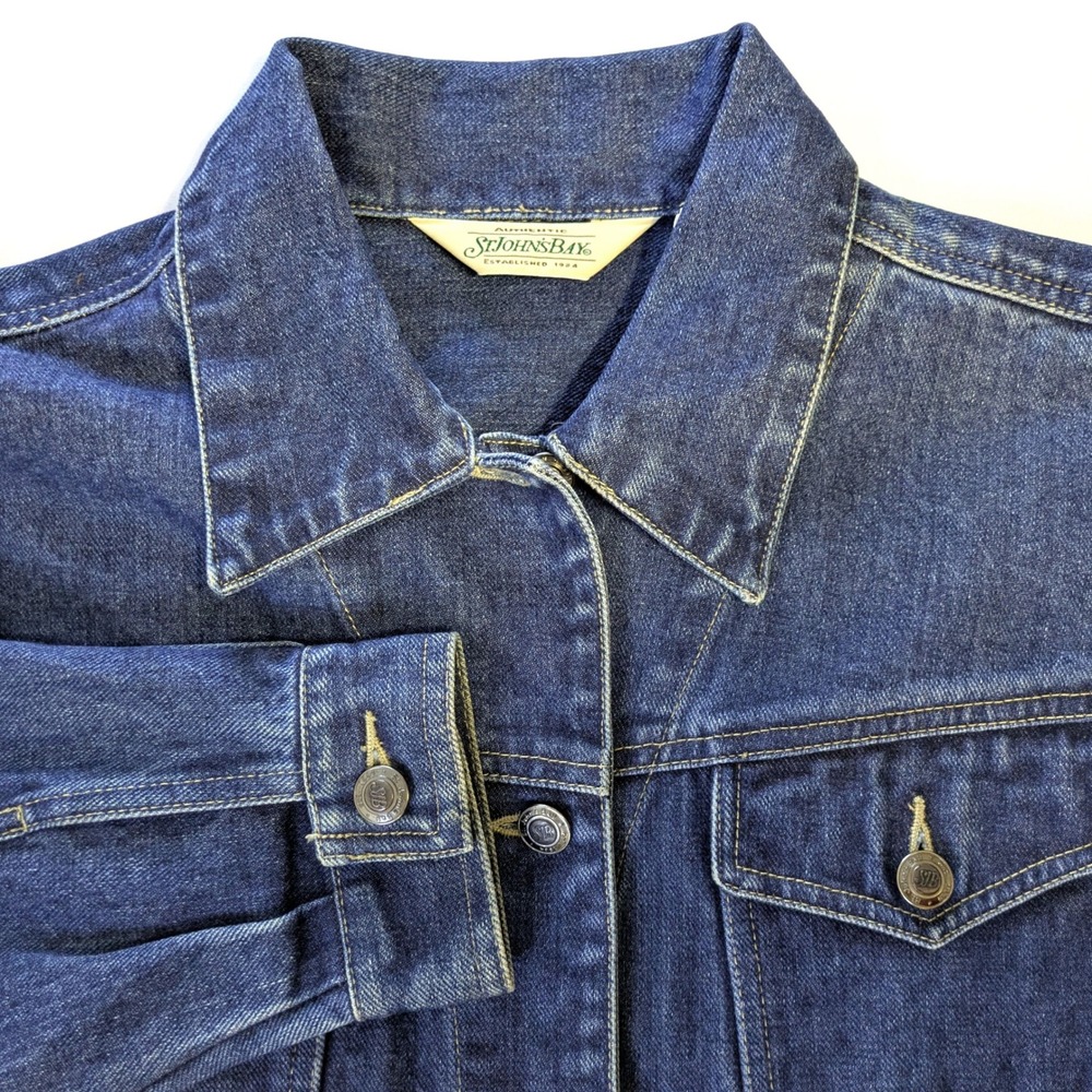 St. Johns Bay Womens Denim Jacket Medium Dark Wash Cotton Trucker Jean Jacket